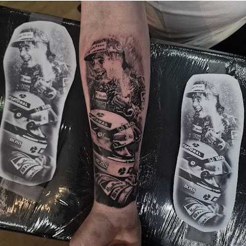 Business listing image