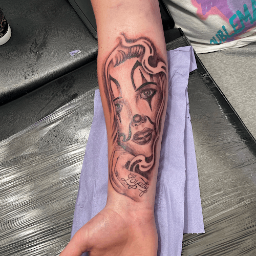 Business listing image