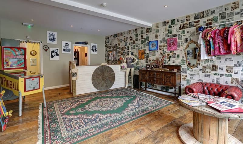 Business listing image