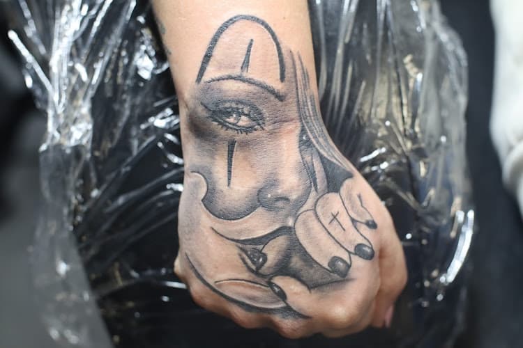 Business listing image