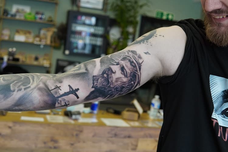 Business listing image