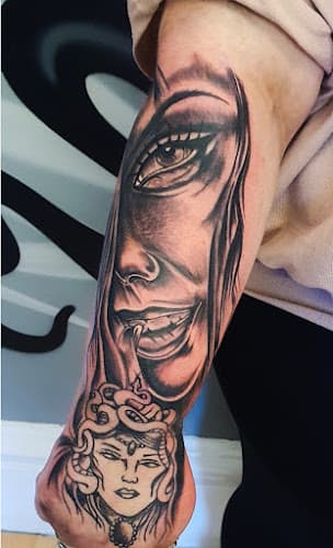 Business listing image