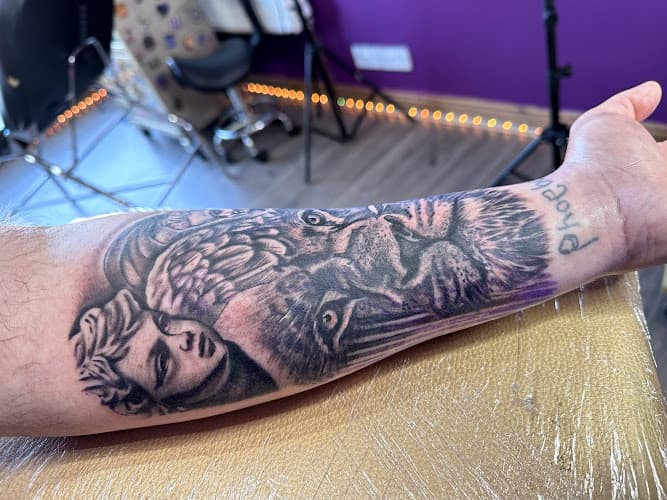 Business listing image