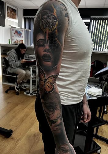 Business listing image