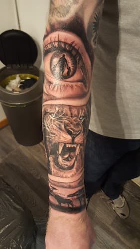 Business listing image