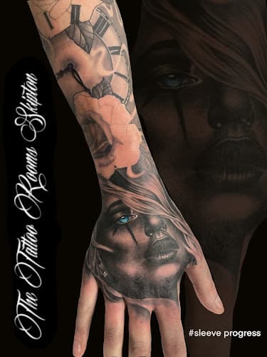 Business listing image